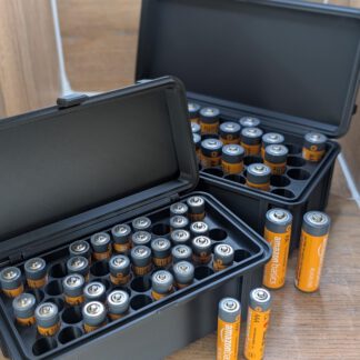 XXL Batterieaufbewahrung für AA & AAA – Platz für bis zu 48 Batterien